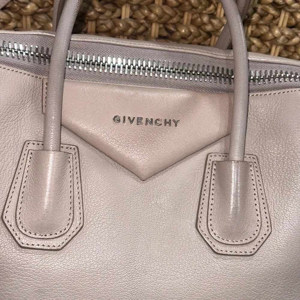Givenchy‎ Antigona Medium Leather Satchel Bag